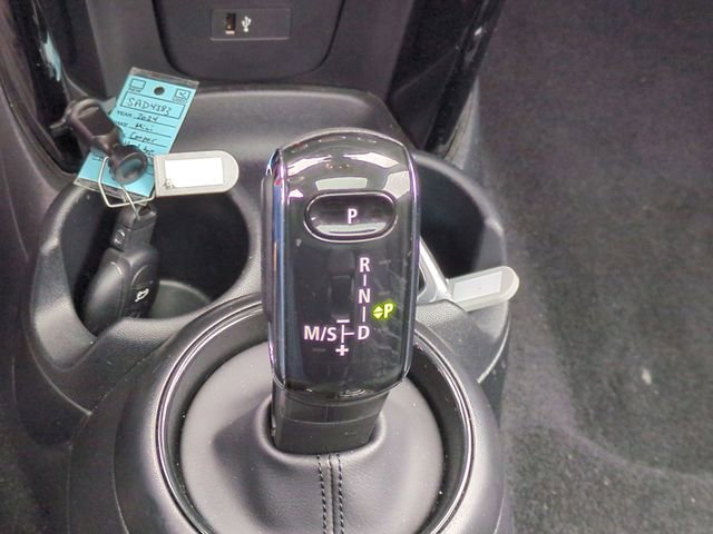 Used 2024 MINI Cooper 2-Door Hardtop image 24