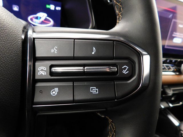 Used 2024 GMC Canyon AT4 w/ AT4 Premium Package image 35