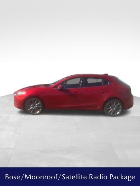 Used 2018 MAZDA MAZDA3 Touring FWD image 3