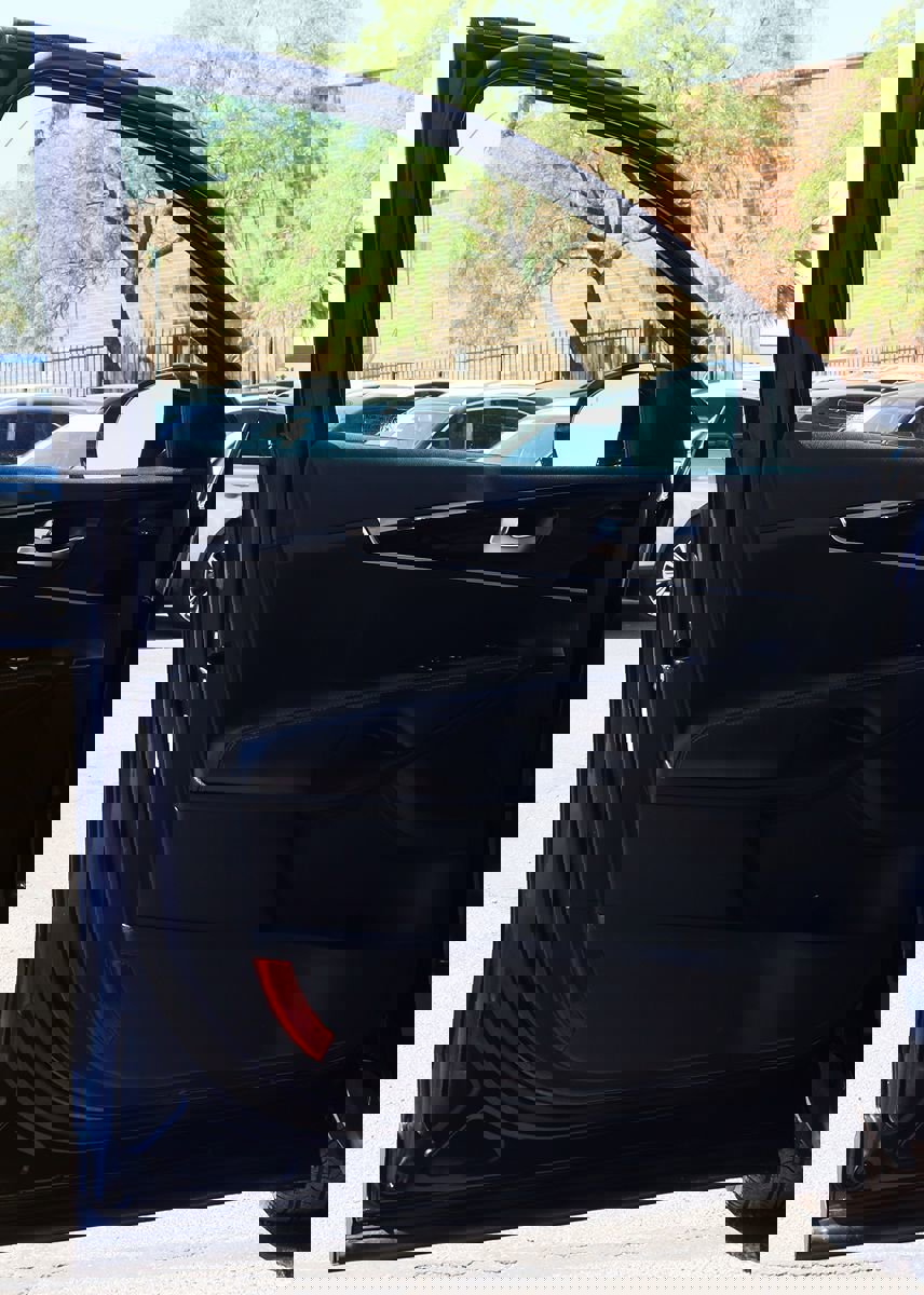 Used 2019 Kia Sorento S image 35