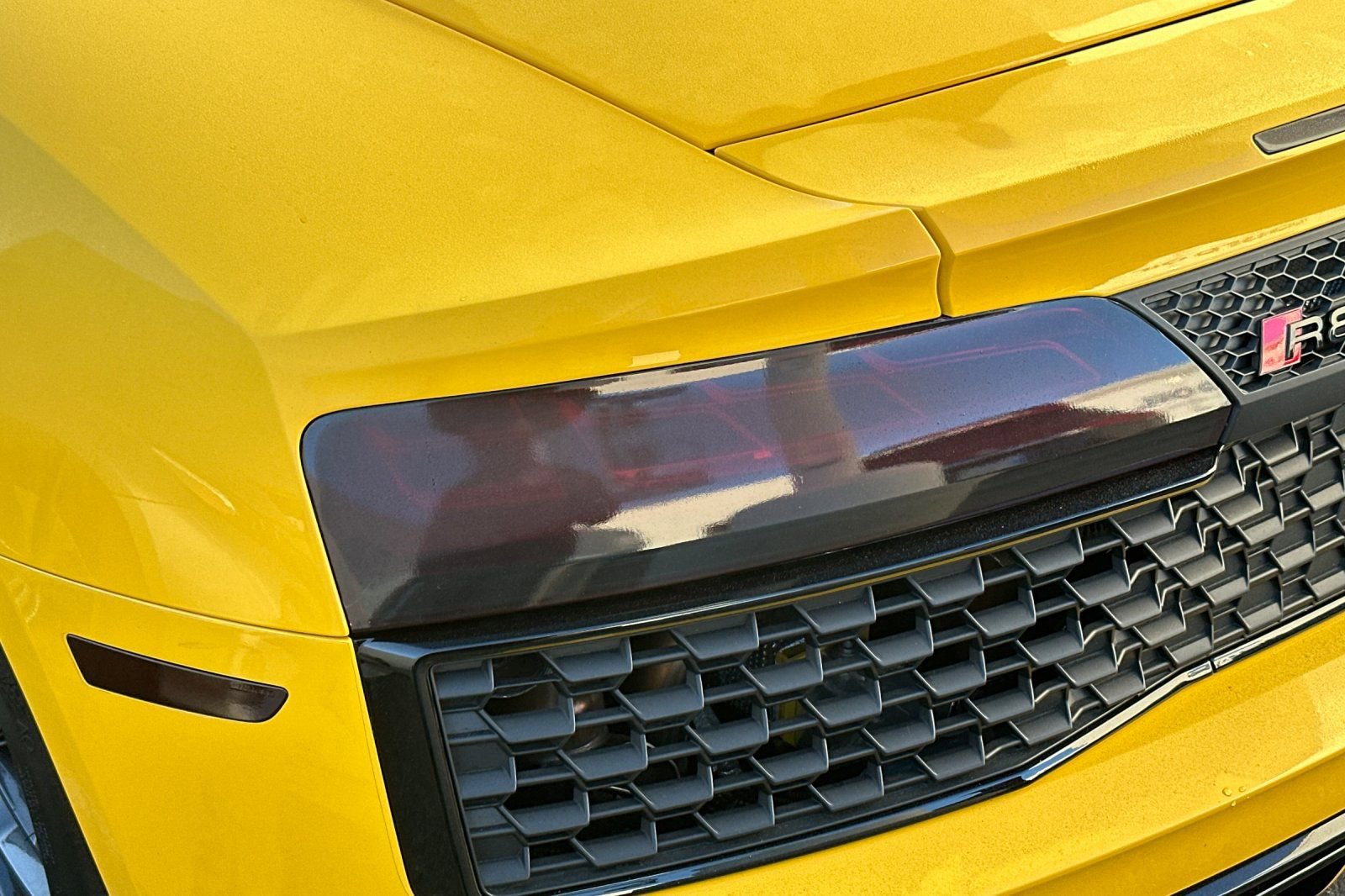 Used 2020 Audi R8 V10 w/ Carbon Exterior Package image 9