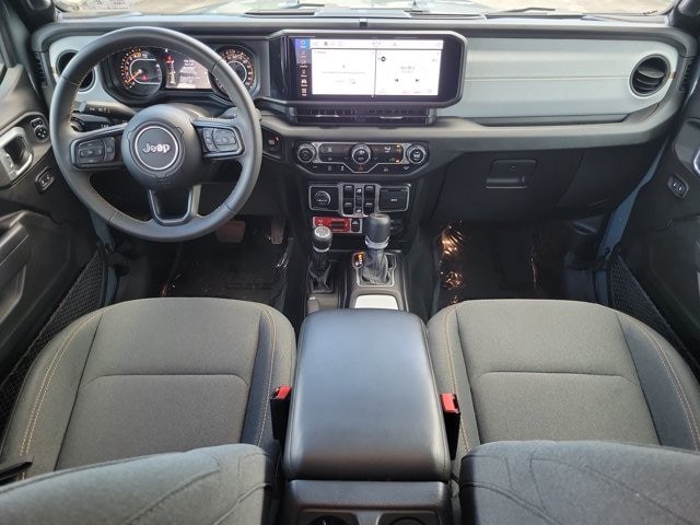 Used 2024 Jeep Gladiator Mojave AWD/4WD image 11