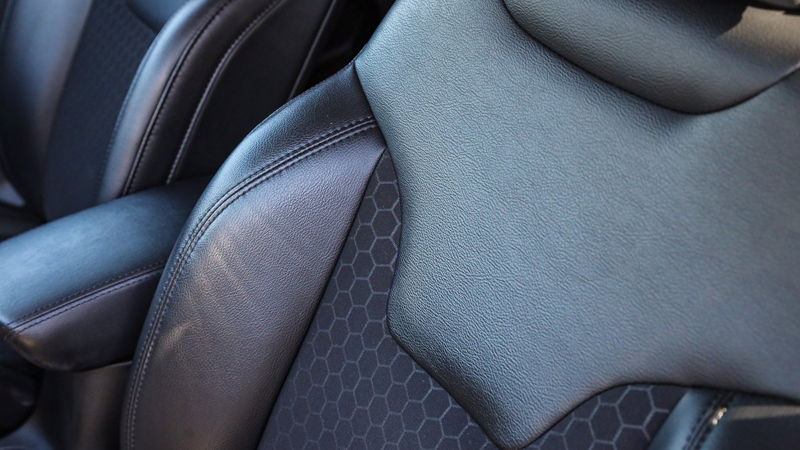 Used 2021 Jeep Compass Latitude image 21