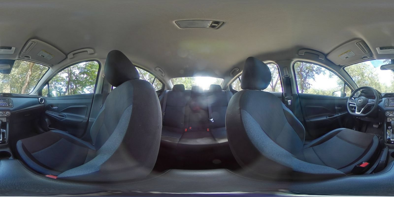 Used 2025 Nissan Versa SV FWD image 39