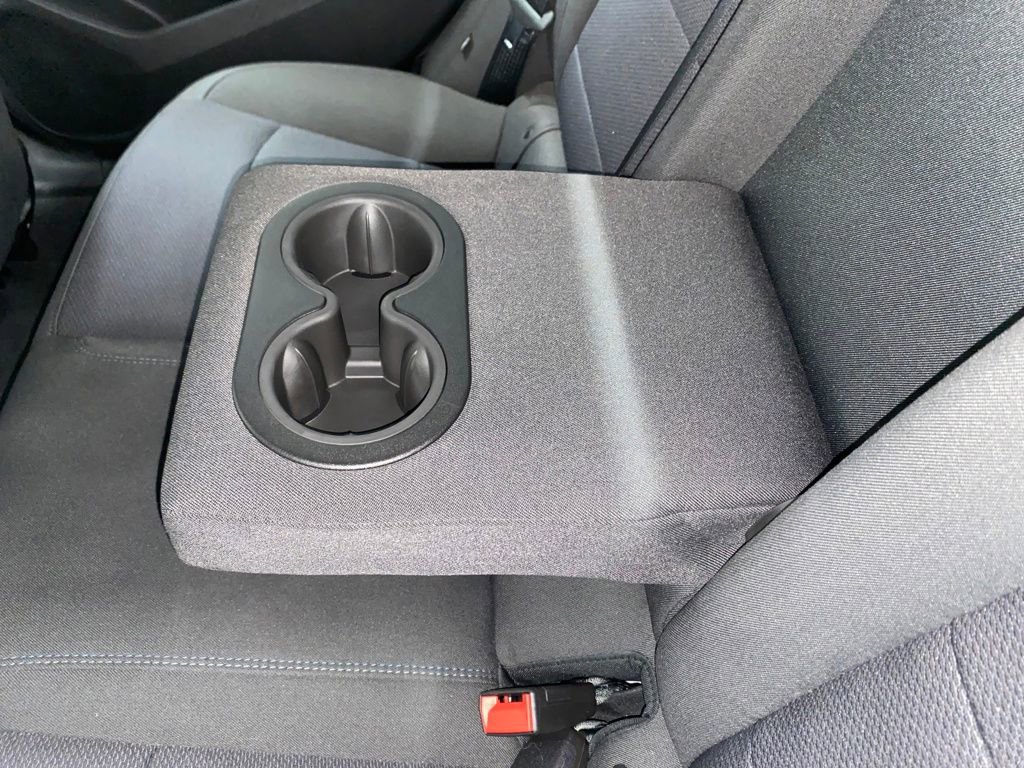 Used 2018 Chevrolet Cruze LT w/ Convenience Package image 13