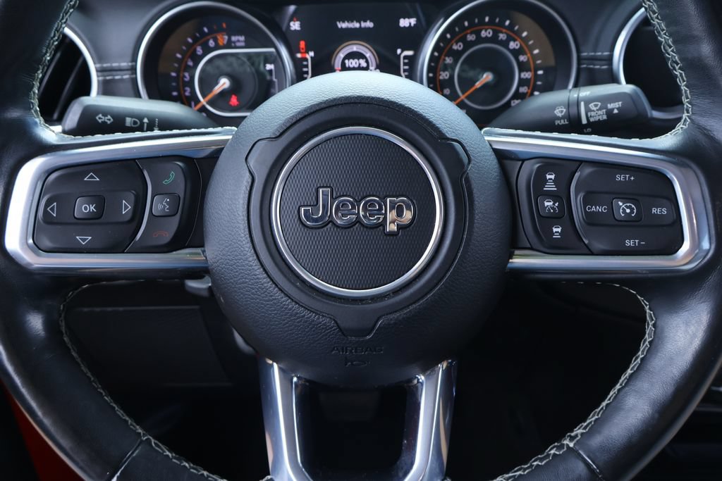 Used 2020 Jeep Gladiator Overland AWD/4WD image 18