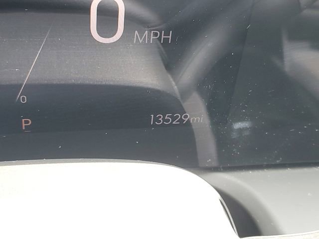 Certified 2024 Buick Encore GX Preferred w/ Comfort Package FWD image 21