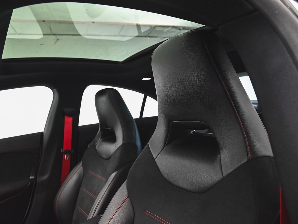Used 2025 Mercedes-Benz CLA 45 AMG 4MATIC image 33
