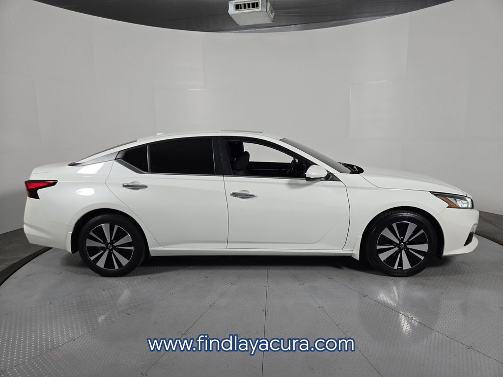 Used 2021 Nissan Altima 2.5 SV w/ SV Premium Package image 8