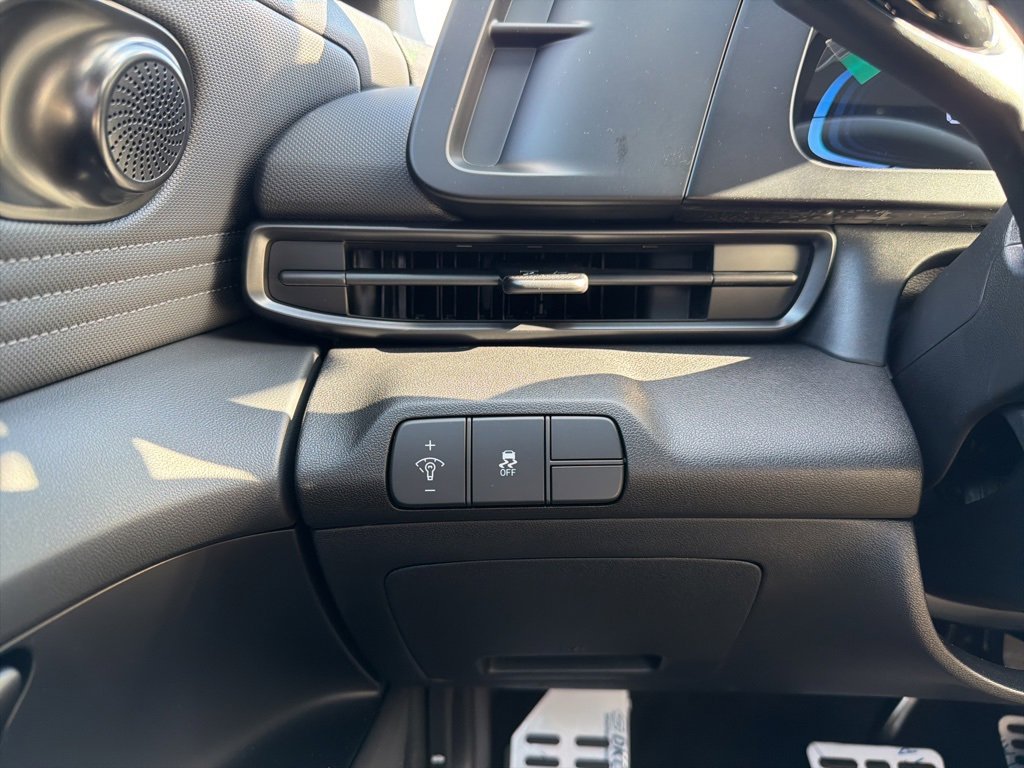 New 2026 Hyundai Elantra Sport image 27