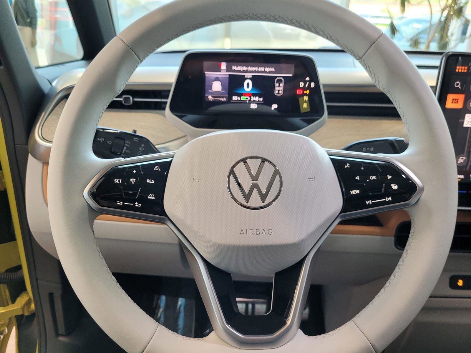 New 2025 Volkswagen ID. Buzz Pro S Plus RWD image 19