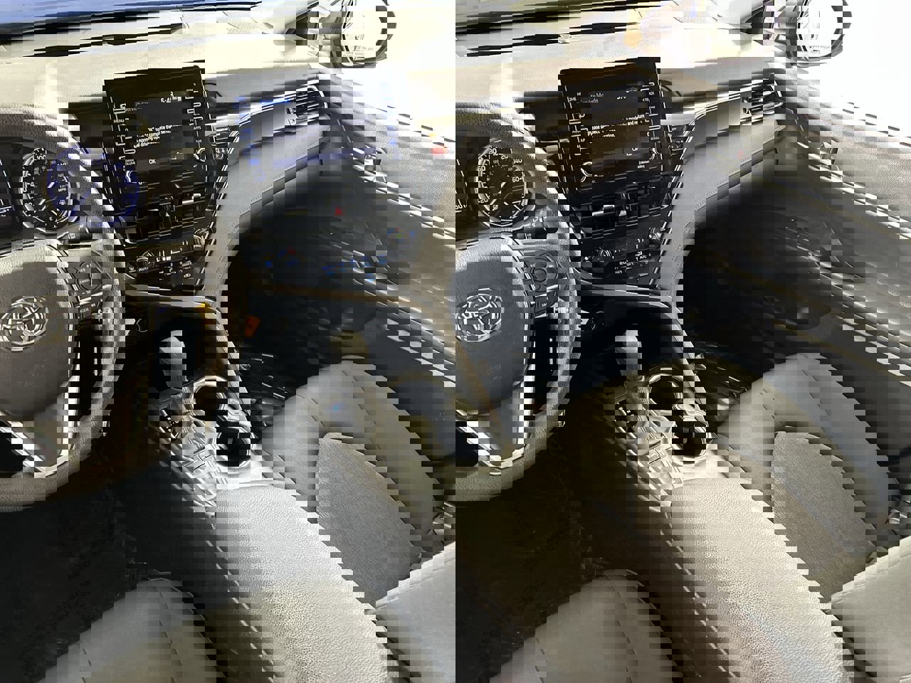 Used 2023 Toyota Camry LE image 23