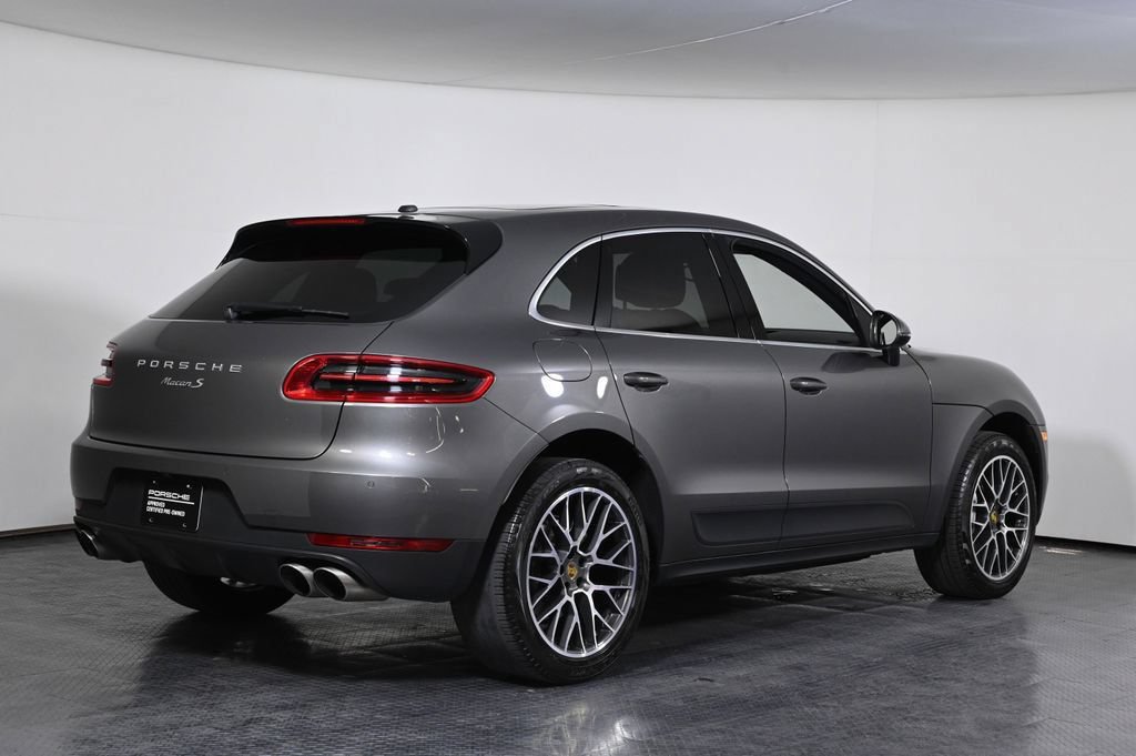 Certified 2018 Porsche Macan S AWD/4WD image 7