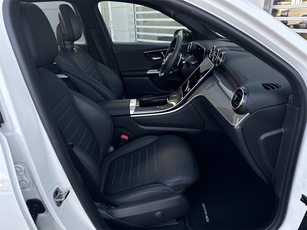 Used 2025 Mercedes-Benz GLC 43 AMG 4MATIC image 9