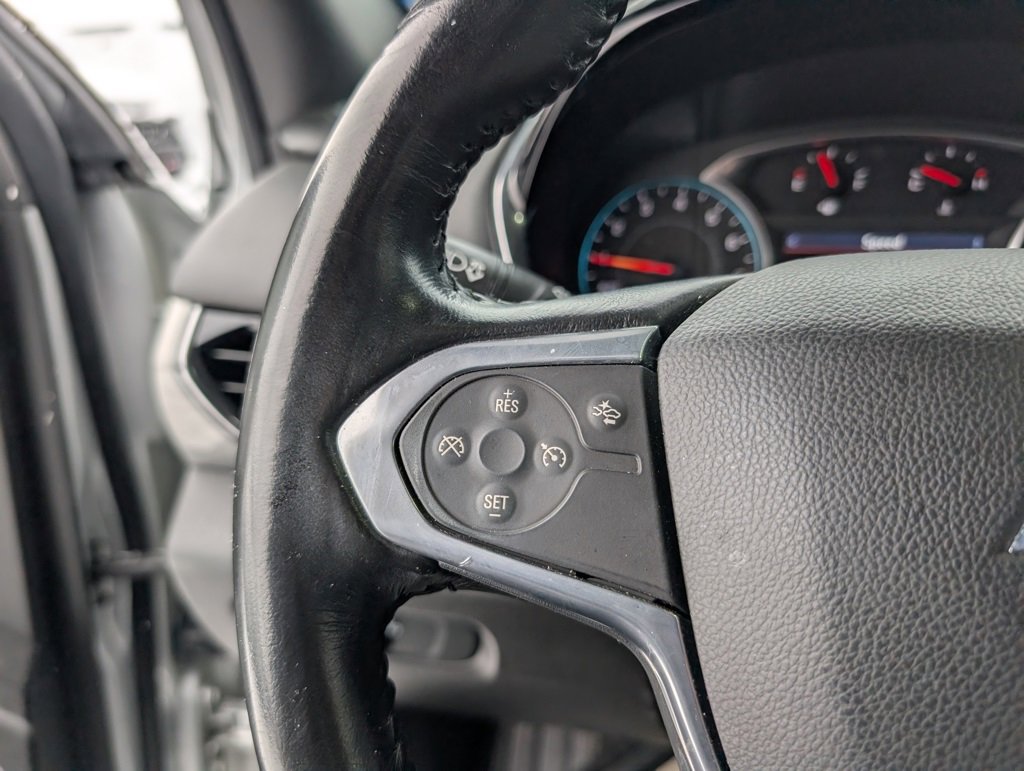 Used 2022 Chevrolet Traverse LT image 12