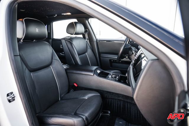 Used 2017 Rolls-Royce Ghost RWD image 6
