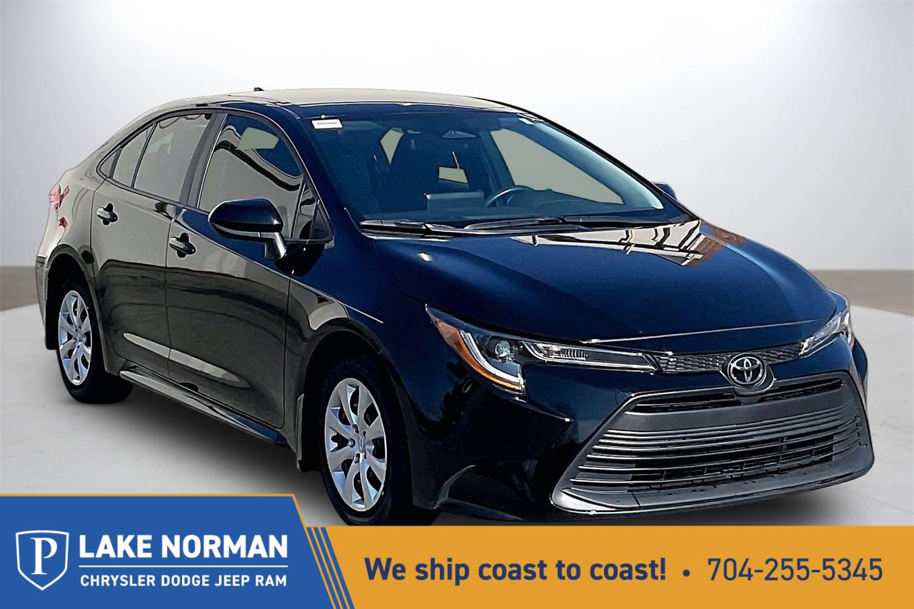 Used 2025 Toyota Corolla LE video 1