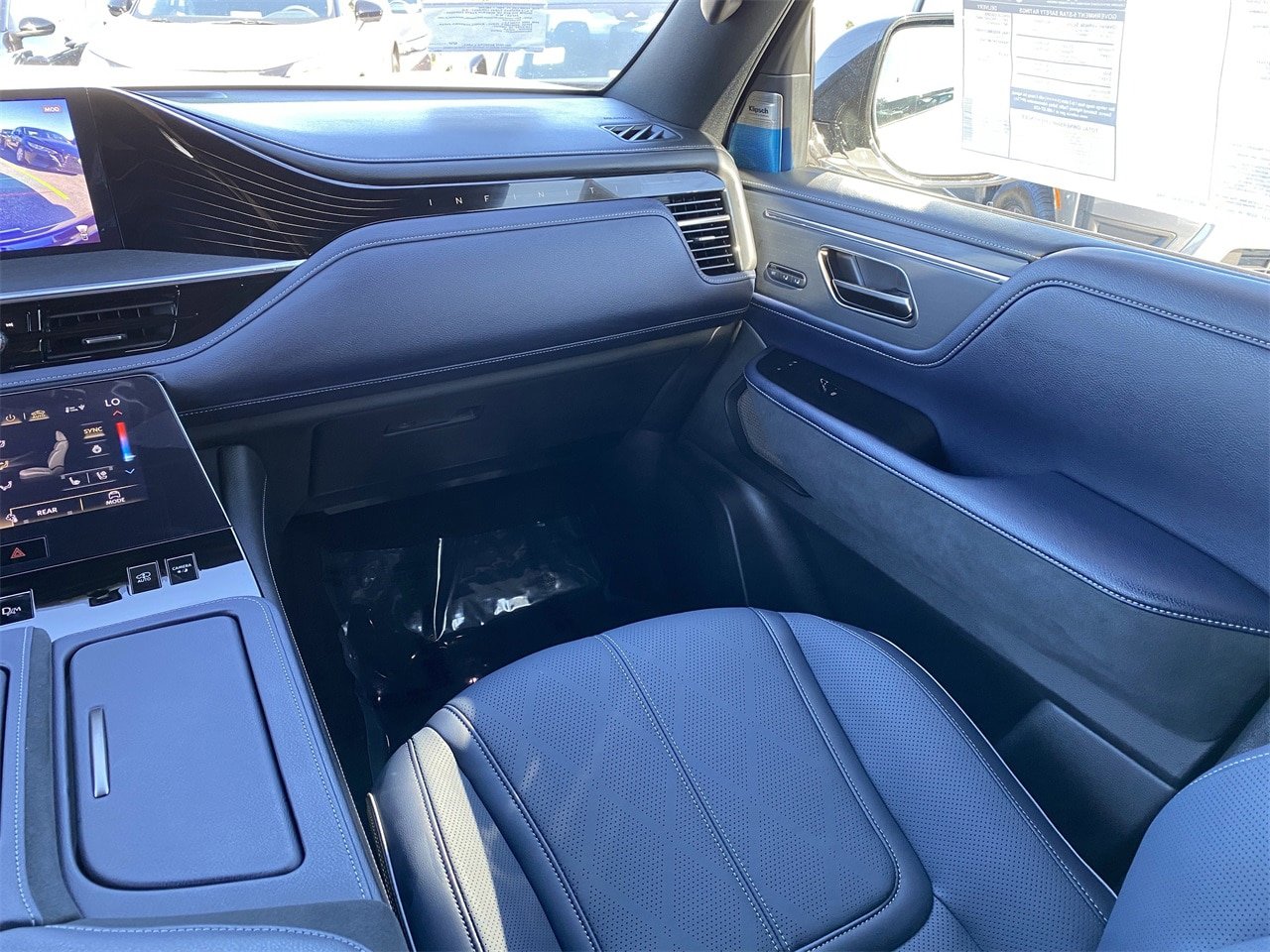 New 2026 INFINITI QX80 4WD w/ Sport Exterior Package image 20