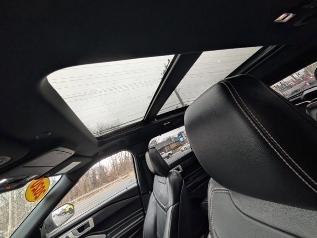 Used 2020 Ford Explorer ST w/ Premium Technology Package image 6