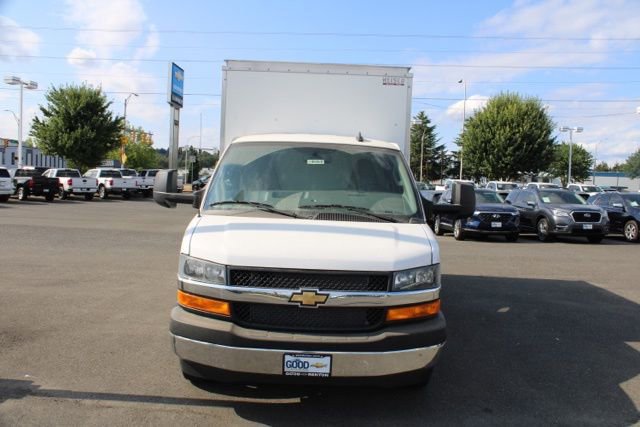 Used 2024 Chevrolet Express 3500 w/ Power Convenience Package image 2