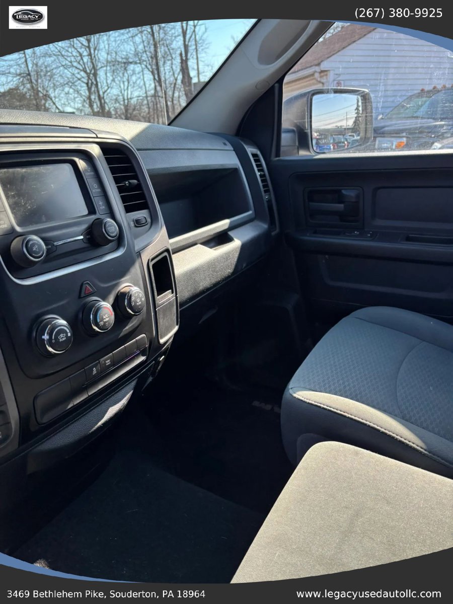 Used 2018 RAM 1500 Express w/ Express Value Package AWD/4WD image 17