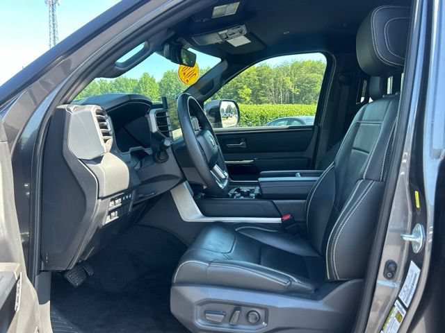 Used 2026 Toyota Tundra Limited AWD/4WD image 16