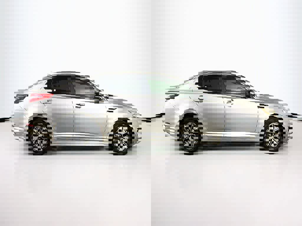 Used 2012 Kia Optima Hybrid image 26