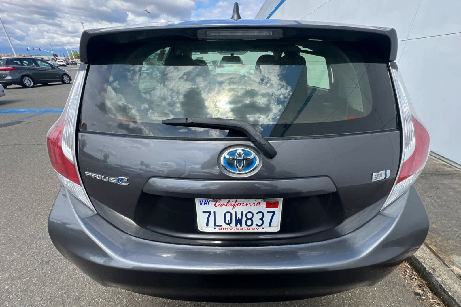 Used 2015 Toyota Prius C Two FWD image 5