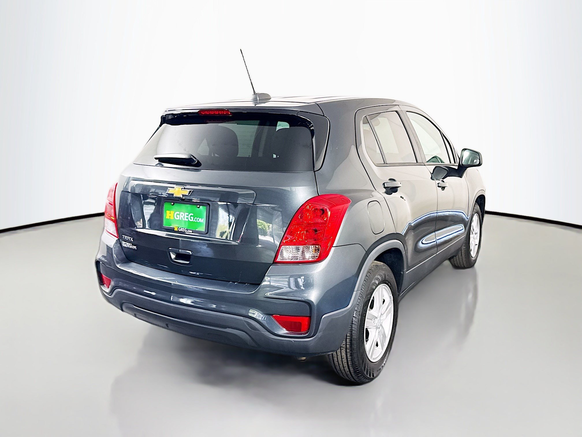 Used 2020 Chevrolet Trax LS w/ Tint and Cruise Package FWD image 10