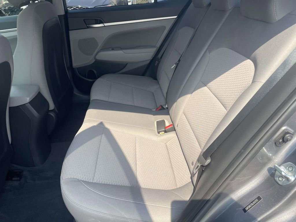 Used 2020 Hyundai Elantra SEL FWD image 19
