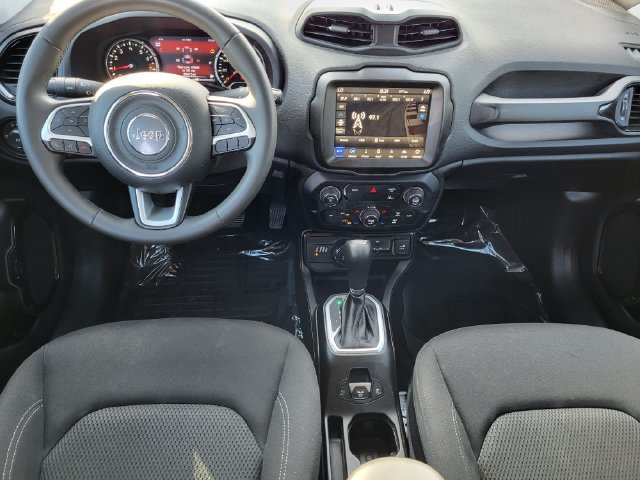 Used 2023 Jeep Renegade Altitude AWD/4WD image 20