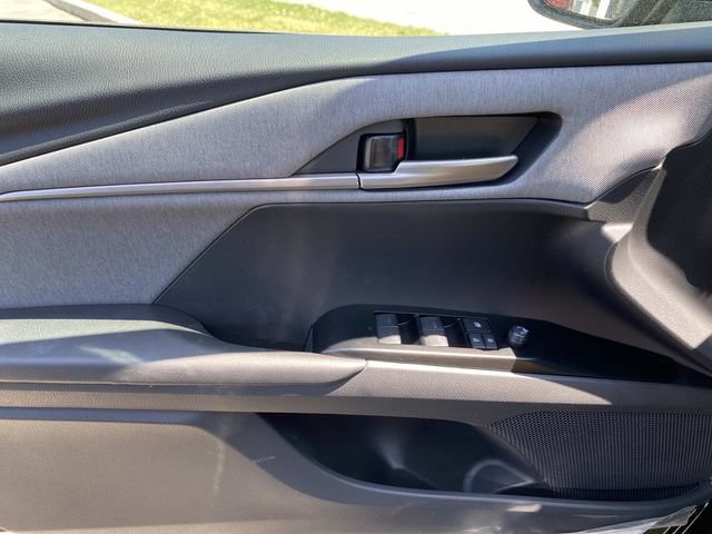 Used 2026 Toyota Camry LE FWD image 13