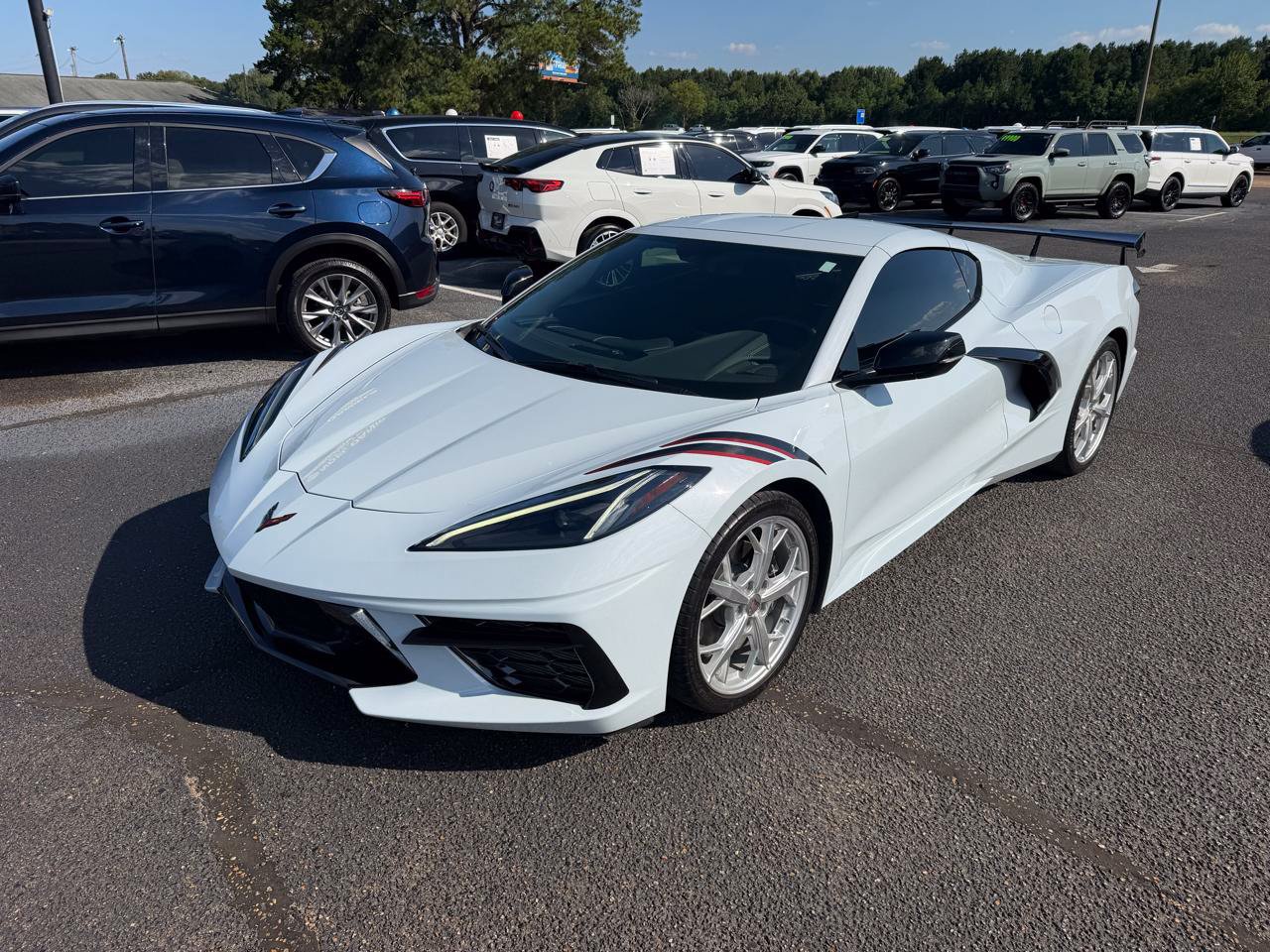 Used 2022 Chevrolet Corvette Stingray Coupe w/ Engine Appearance Package RWD image 3