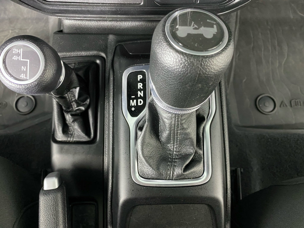 Used 2023 Jeep Wrangler Sport AWD/4WD image 38