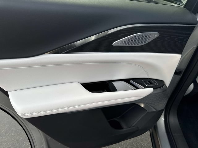 Certified 2024 Cadillac Lyriq Sport AWD/4WD image 10