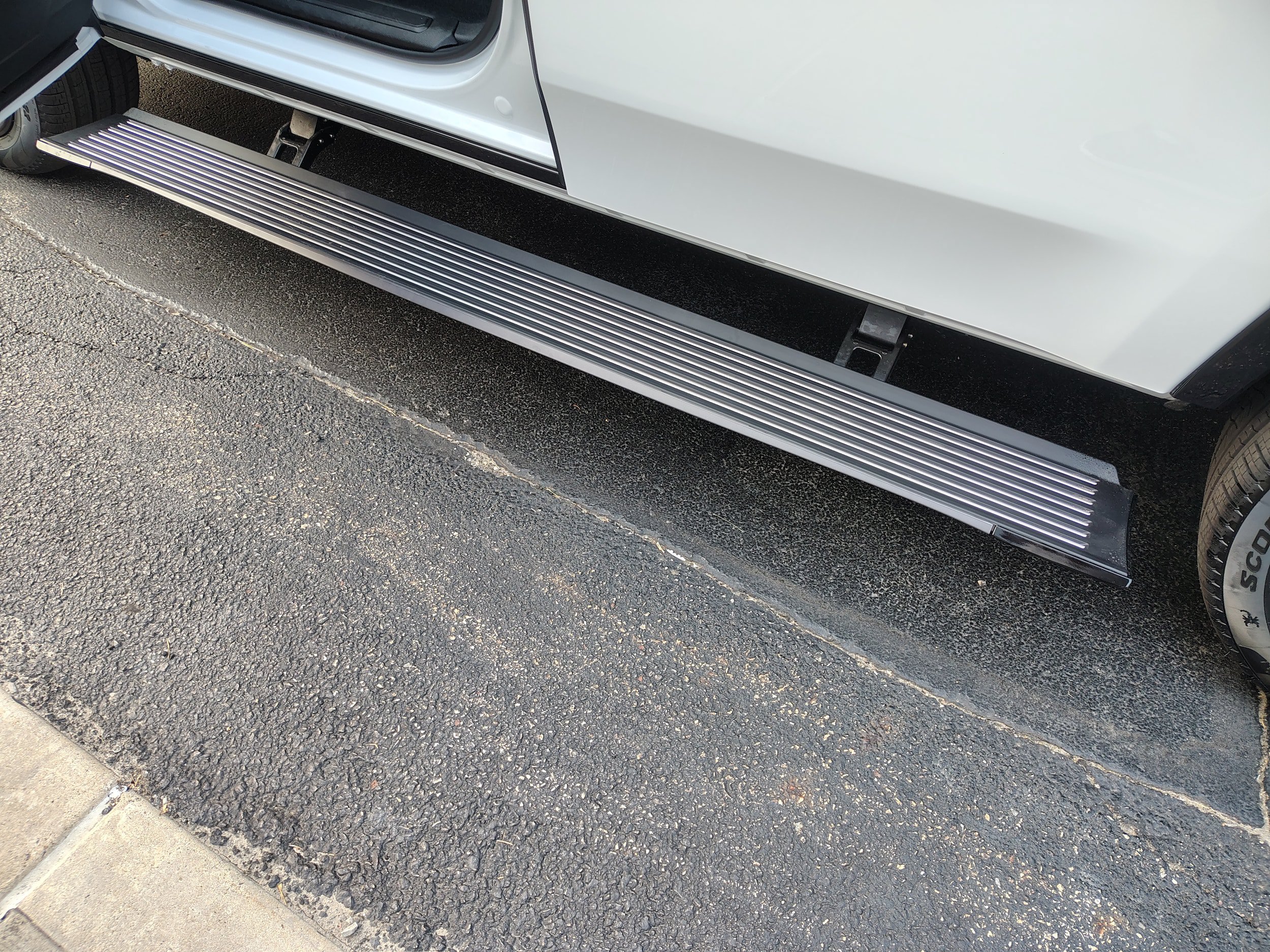 New 2026 Jeep Grand Wagoneer Limited AWD/4WD image 7
