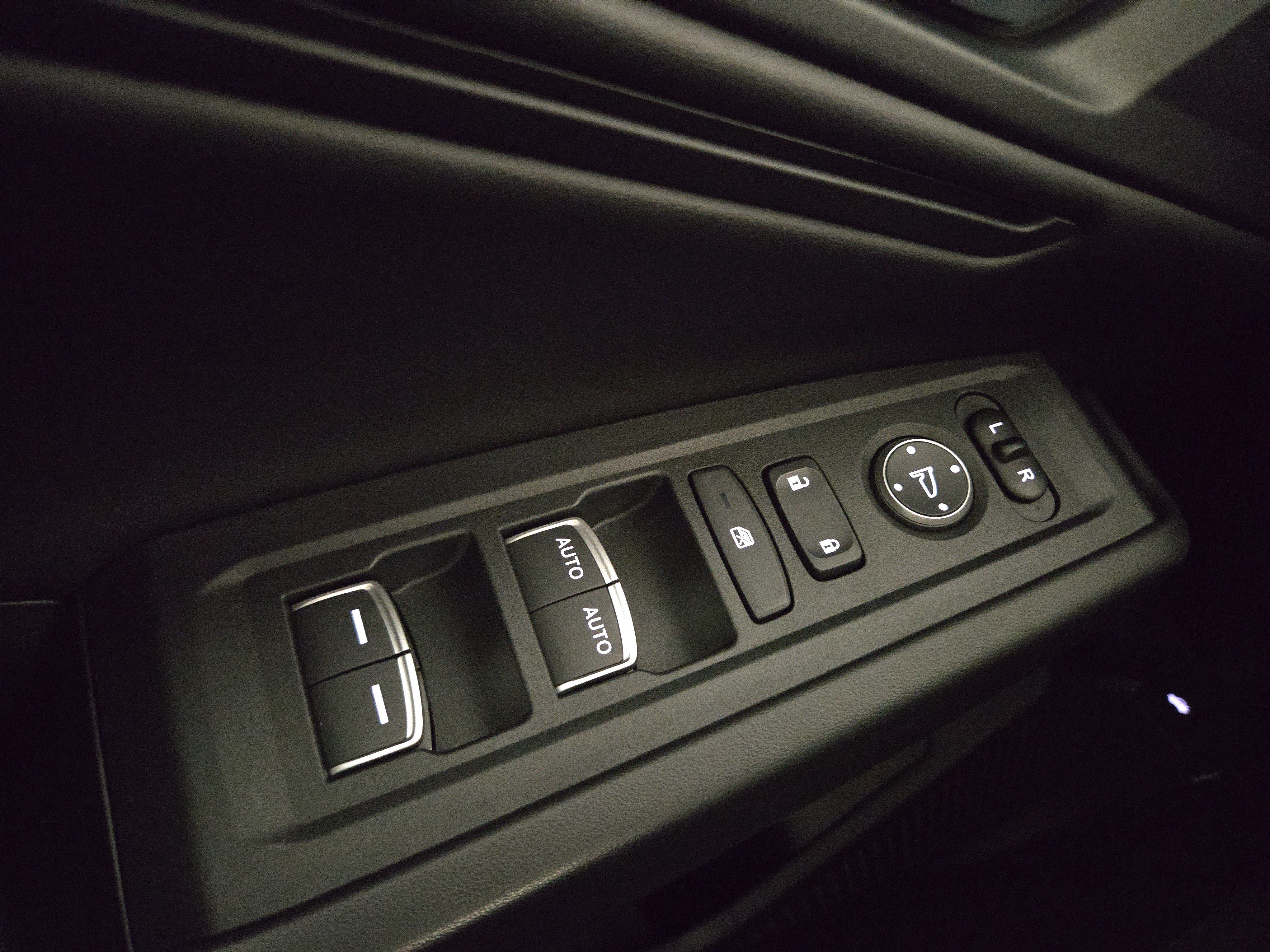 Used 2025 Honda Accord SE image 29