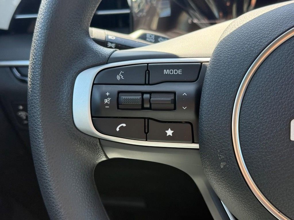 New 2026 Kia K5 LXS FWD image 15