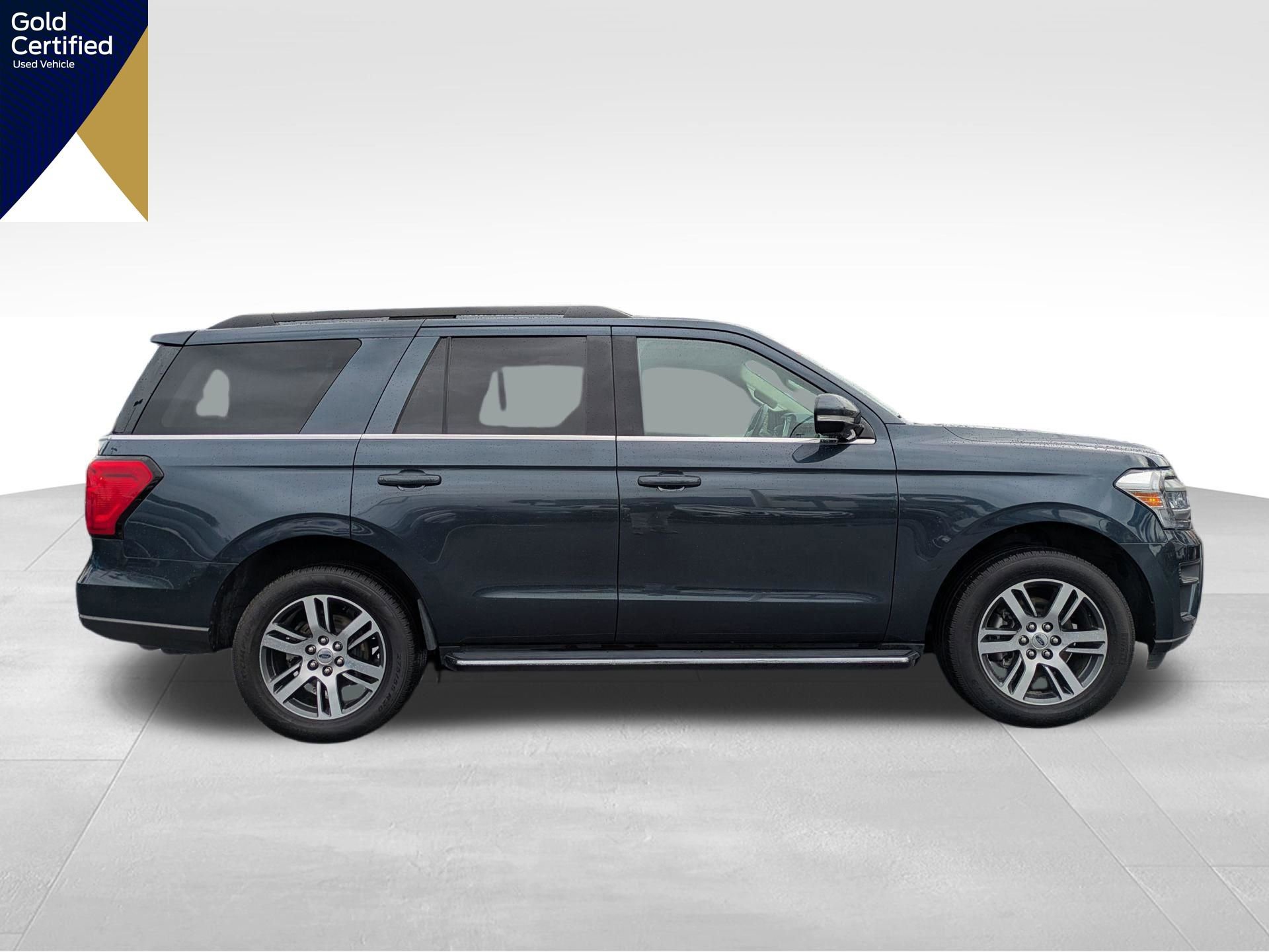 Certified 2022 Ford Expedition XLT image 4