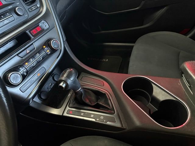 Used 2015 Kia Optima LX FWD image 17