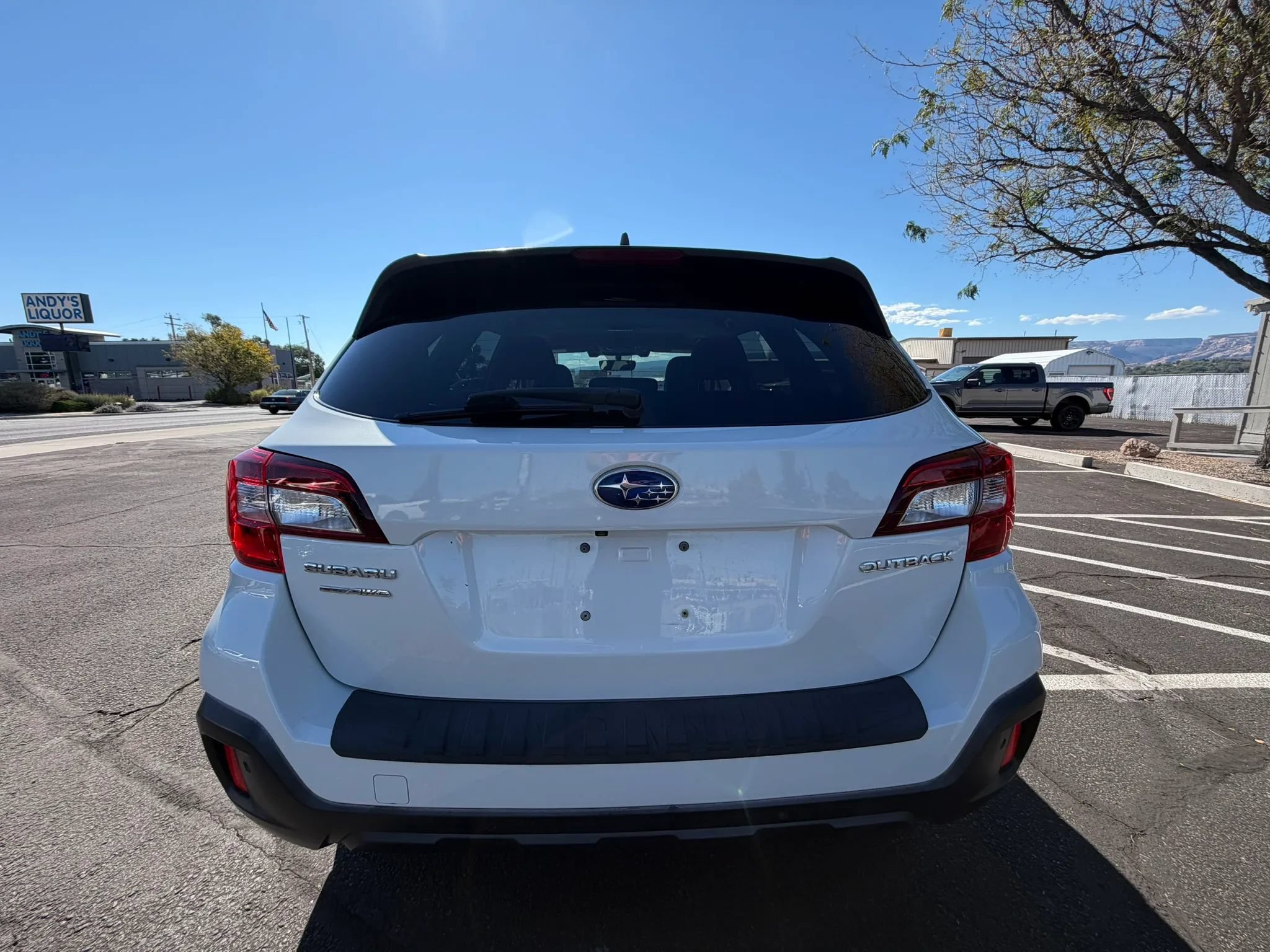Used 2019 Subaru Outback 2.5i Touring AWD/4WD image 7