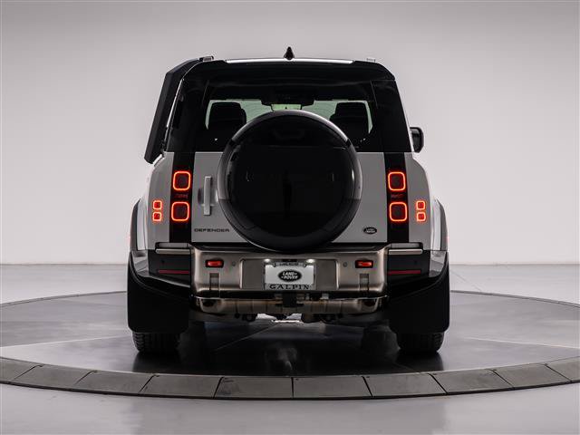Used 2023 Land Rover Defender 110 X AWD/4WD image 4
