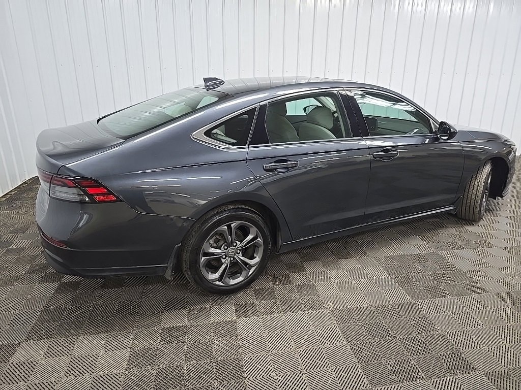 Used 2023 Honda Accord EX image 3