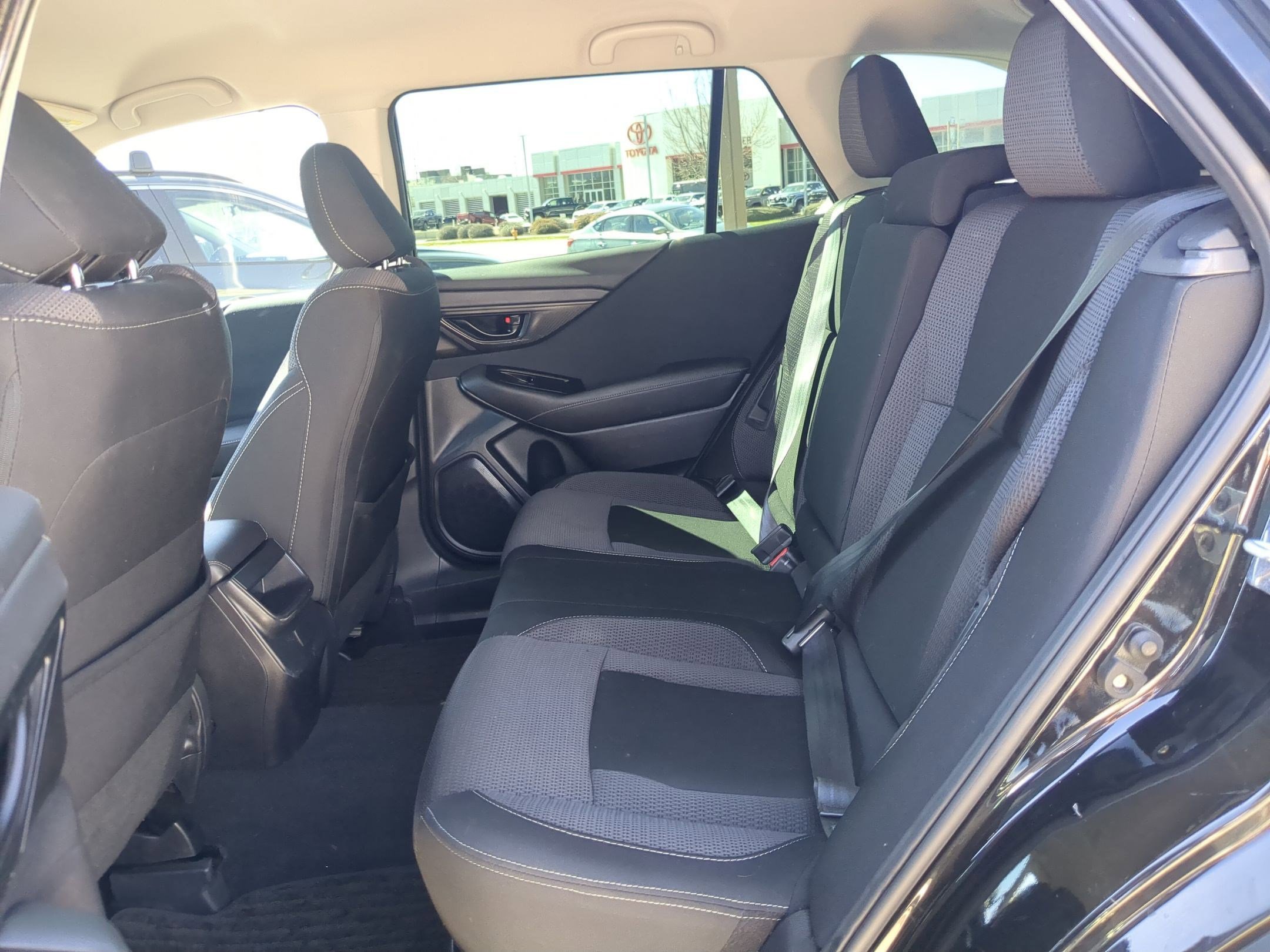 Used 2023 Subaru Outback 2.5i image 27