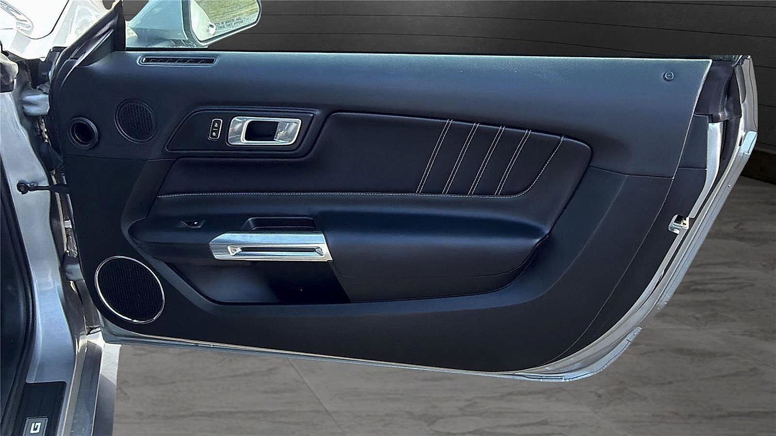 Used 2023 Ford Mustang Premium image 15