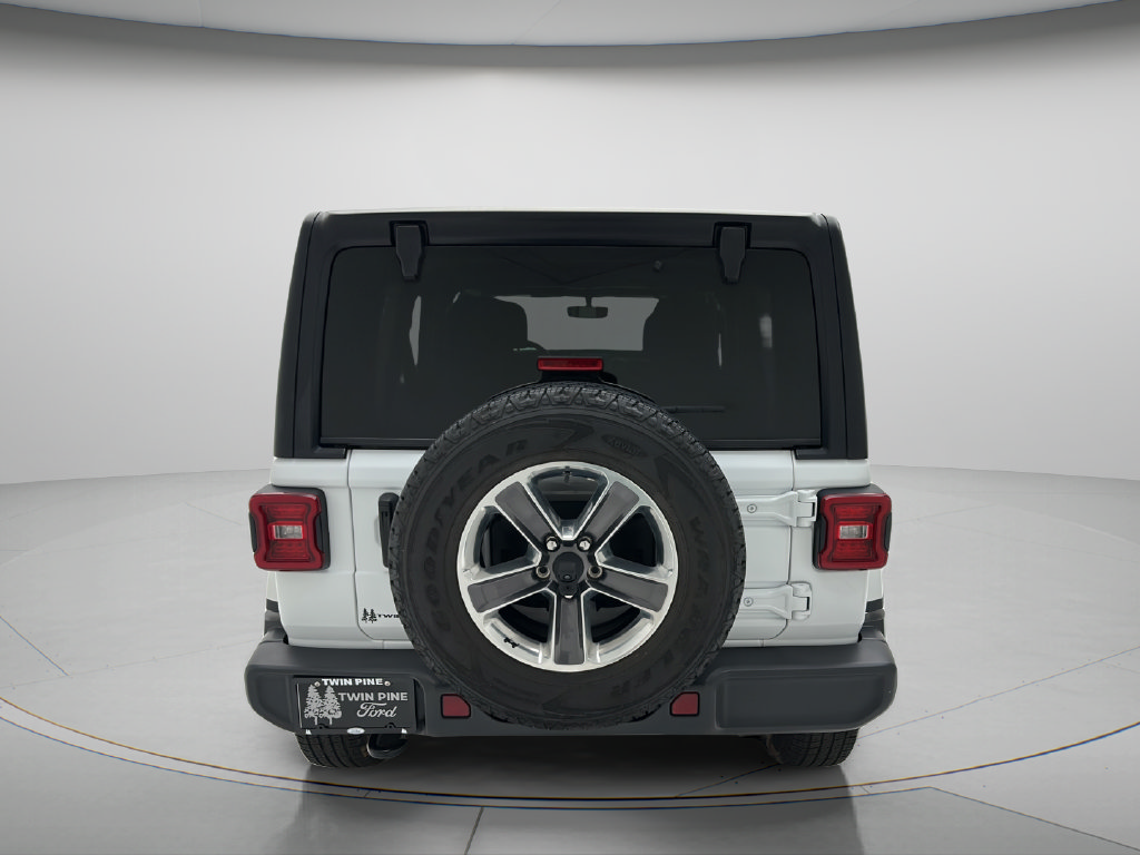 Used 2022 Jeep Wrangler Unlimited Sahara w/ LED Lighting Group AWD/4WD image 7
