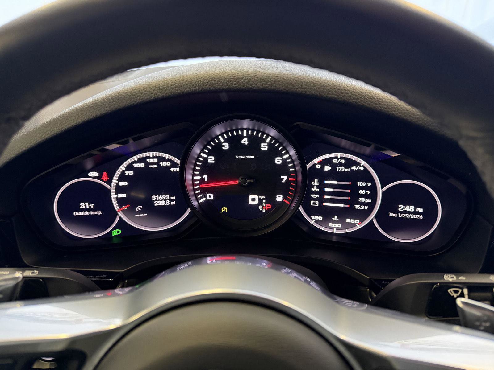 Certified 2023 Porsche Cayenne Platinum Edition image 21