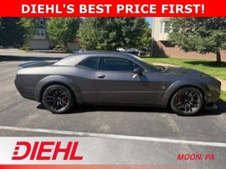 Used 2022 Dodge Challenger R/T Scat Pack RWD image 1