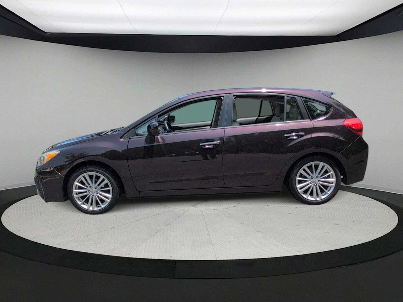 Used 2013 Subaru Impreza 2.0i Limited AWD/4WD image 5