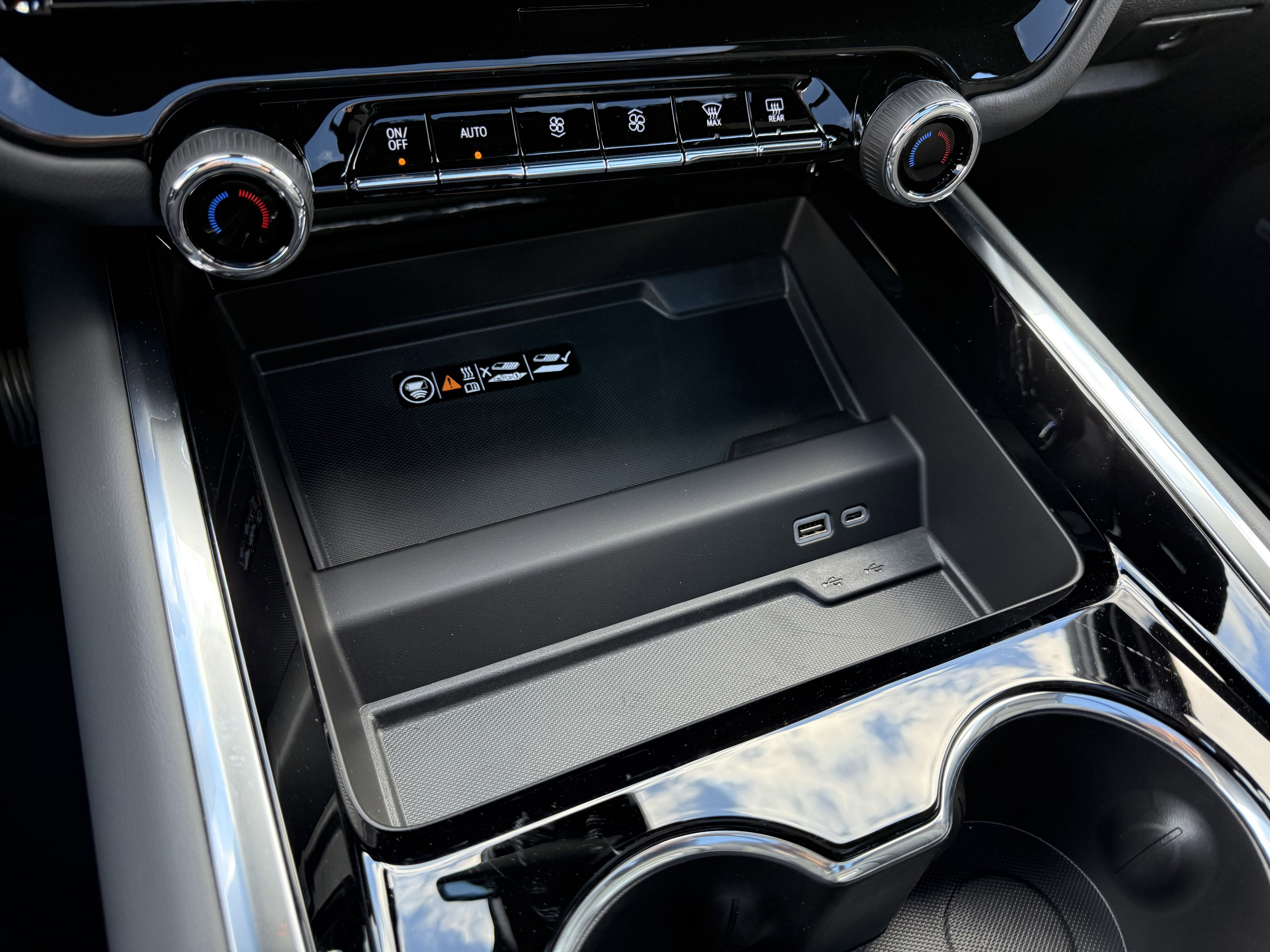 New 2026 Chevrolet Tahoe Premier w/ Sun And Tow Package image 27